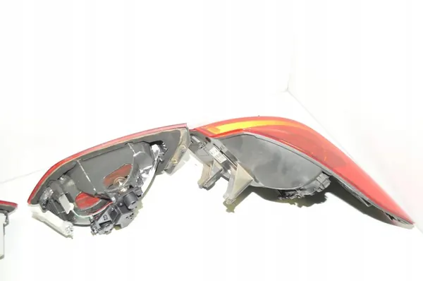 Luz trasera BMW 2 Active Tourer OE 63217311059 image 6