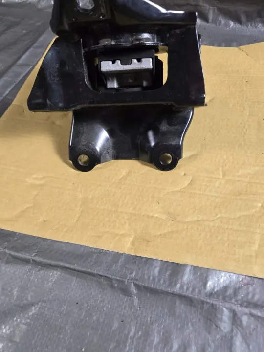 Support de boîte OEM AA267876 pour Toyota Yaris IV image 3