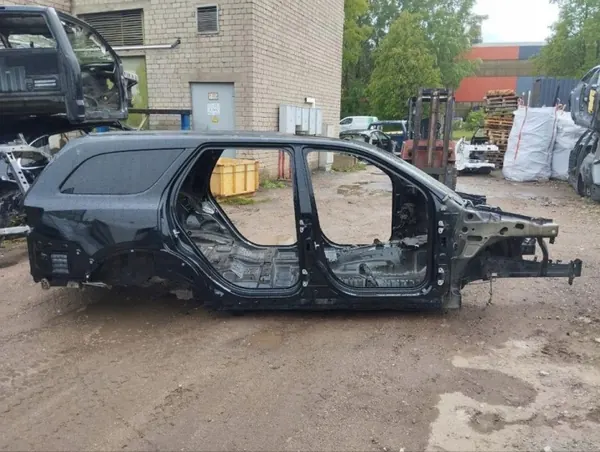Dodge Durango 2020 etu oikea lokasuoja OEM 256129 image 7
