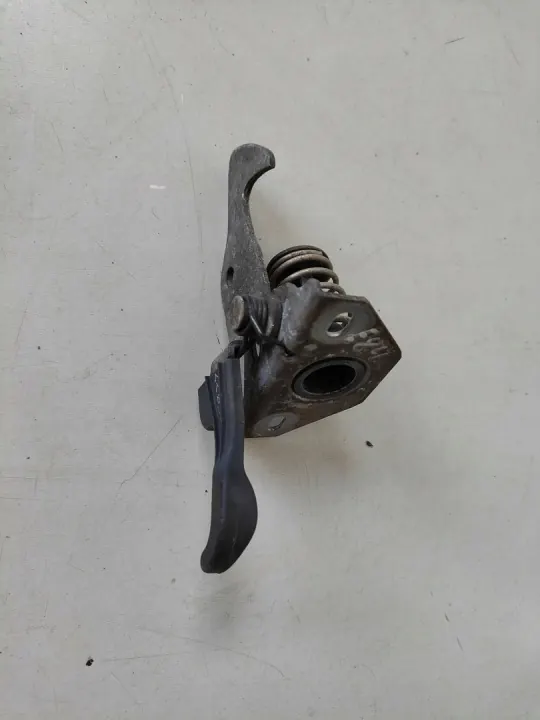 BMW X1 E84 Motorkapslot OEM - Gebruikt image 2