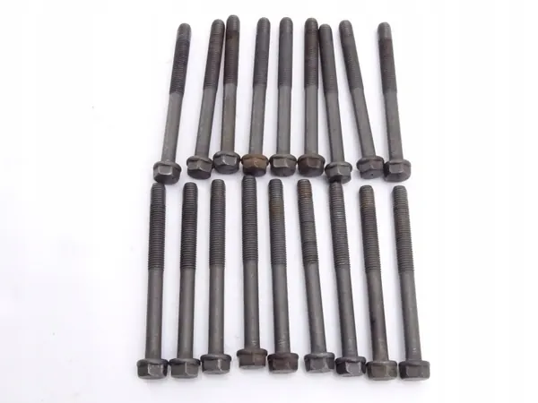DAF LF 45/55 4.5 180 E4 Head Studs Kit OEM image 2
