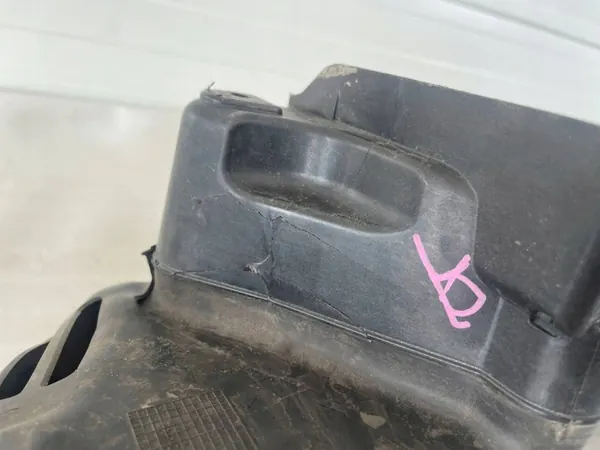 Volvo V40 II Ventilation direction OEM 31383814 image 6