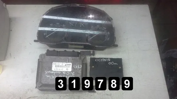 ECU Skoda Octavia OEM AM-319789 Modelo 2000 image 2