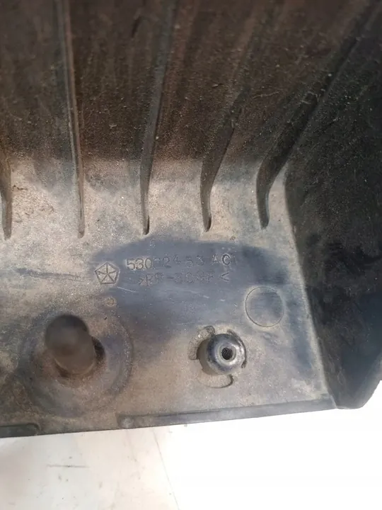 Dodge RAM 1500 09-13 Ilmansuodattimen Perusta 53032453AC image 5