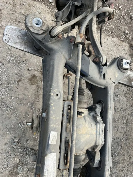 Mercedes W212 Hinterachsträger Halterung OEM a2073509702 image 4