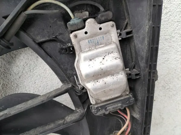 Mercedes Fläktmotor OEM A2049060212 för E-klass W204 image 3