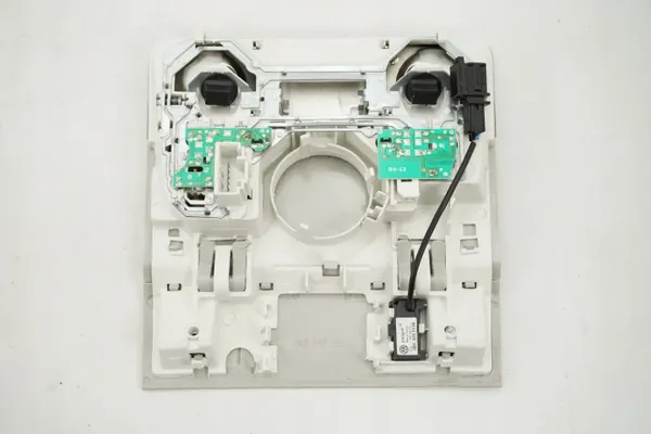 Plaquette de plafond OEM 1K0947133D pour Skoda Superb image 7