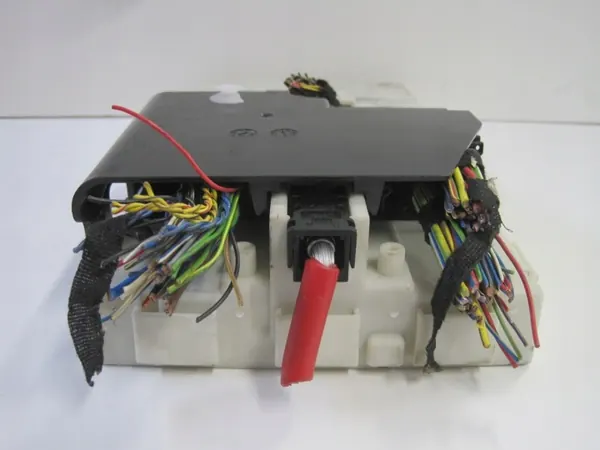 OEM 9281829 FEM-module voor BMW 1/3 Serie F20 F30 image 3