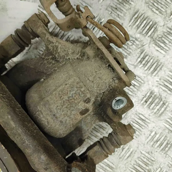 Hinterer linker Bremssattel VW Amarok 3.0L 2H6615423 image 2