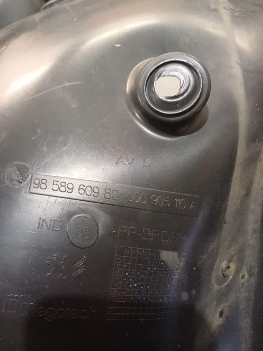 Höger framskärm OEM 9858960880 för Citroen image 4