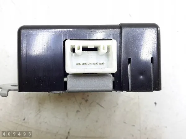 ECU Toyota Avensis Verso 2003 image 3