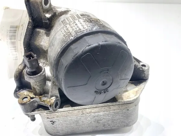 Oljefilterhållare OEM 7516383 för BMW E71 3.0 306hk image 3