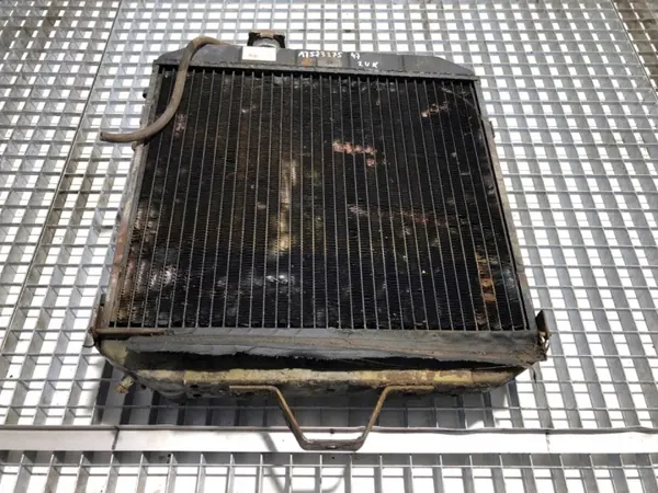 Waterradiator OEM LORK-2043-1000016476 Gebruikt image 2