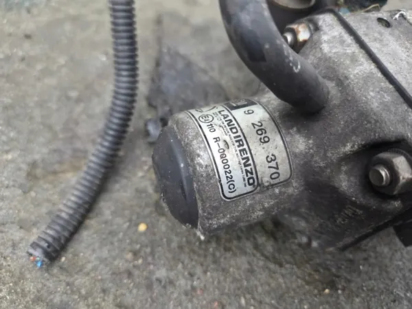 Régulateur Pression Gaz Opel Zafira B OEM 9269370 image 3
