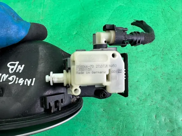 Bränsletanklock + lock + aktuator Opel Insignia A 08- OEM: 13501151 image 8