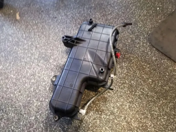Vakuumluftbehälter OEM A2118000019 für Mercedes-Benz E image 2