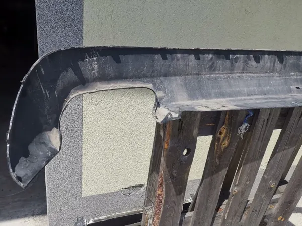 Volvo XC60 II Spoiler OEM 31425208 - Puskurin Koriste image 5
