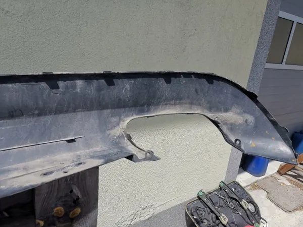 Volvo XC60 II Spoiler OEM 31425208 - Puskurin Koriste image 6
