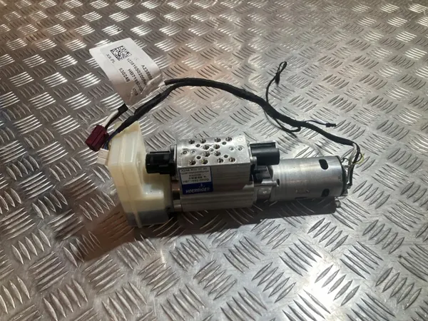 Begagnad Mercedes-Benz takpump OEM A2388000030 image 2