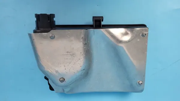 BMW X6 G06 Luftresonator OEM 8470034 - Gebraucht image 3