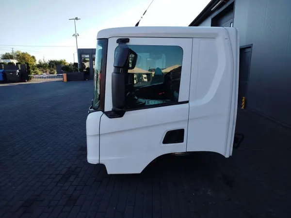 Cabina Scania CP17 - Pieza OEM Usada image 6