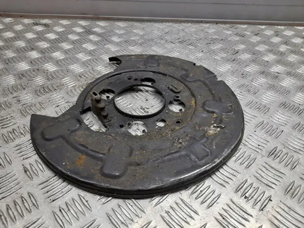 Ford F150 2017 Voor rechts remschild OEM FL3Z2C028A image 3