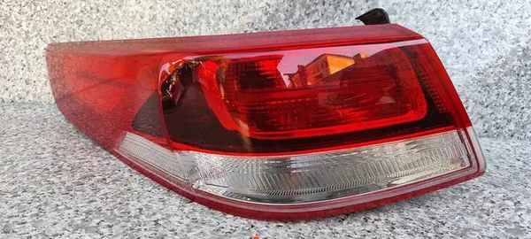 Kia Optima IV 15-19 Luz Trasera Izquierda EU Sedán OEM image 2