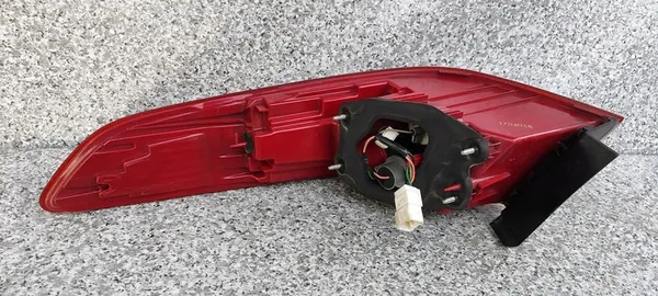 Kia Optima IV 15-19 Luz Trasera Izquierda EU Sedán OEM image 5