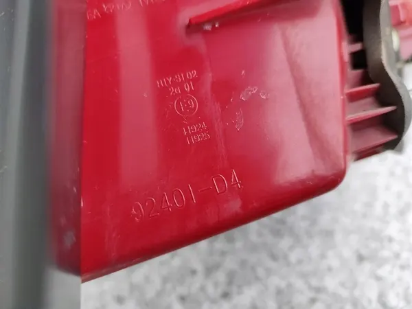 Kia Optima IV 15-19 Luz Trasera Izquierda EU Sedán OEM image 8