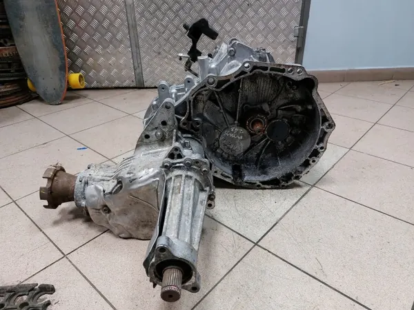 Gebrauchtes Getriebe OEM 24263576 für Chevrolet Captiva image 2