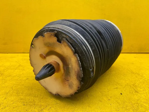 Cuscino di sospensione posteriore Audi A6 C7 image 2