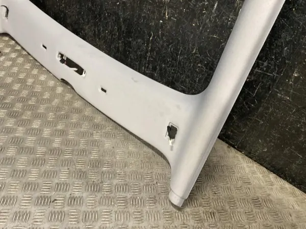 Tesla Model 3 2024 Binnenbekleding OEM 175363610F image 3