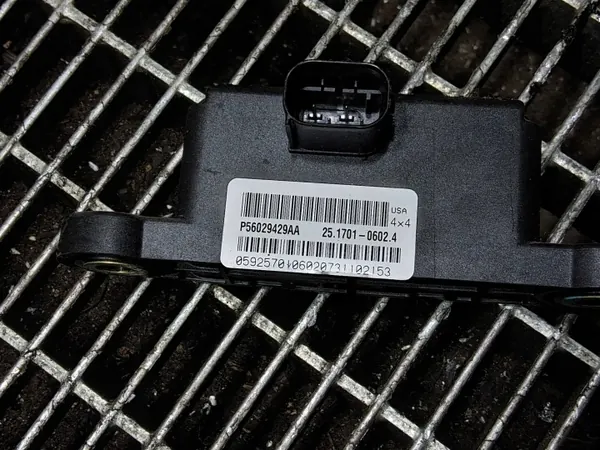 Sensor ESP Jeep OE P56029427AA - Estado Usado image 3