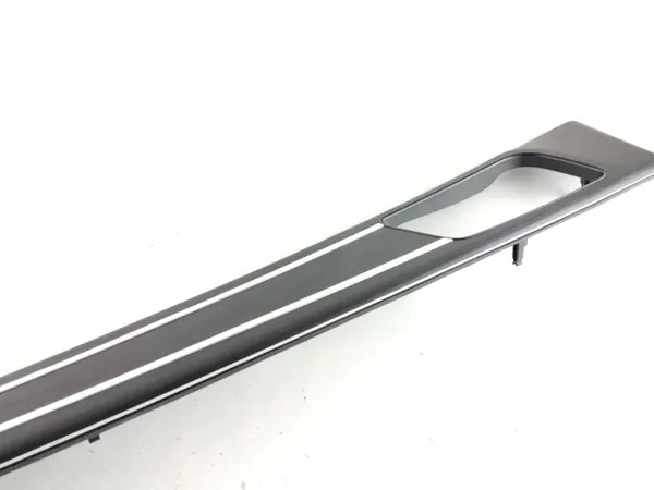 Porsche Panamera Achterdeurbekleding OEM 8091938 image 3