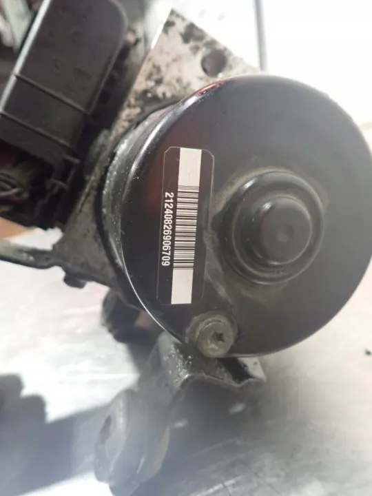 Pompe ABS OEM 8M512B373AA pour Ford Focus IV 1.6L image 4