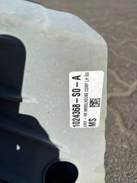 Tesla Model S Heckkotflügel OEM 1024368S0A image 5