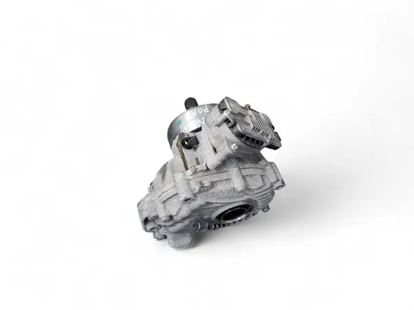 Porsche Macan Transfer Case 95B341010A image 3