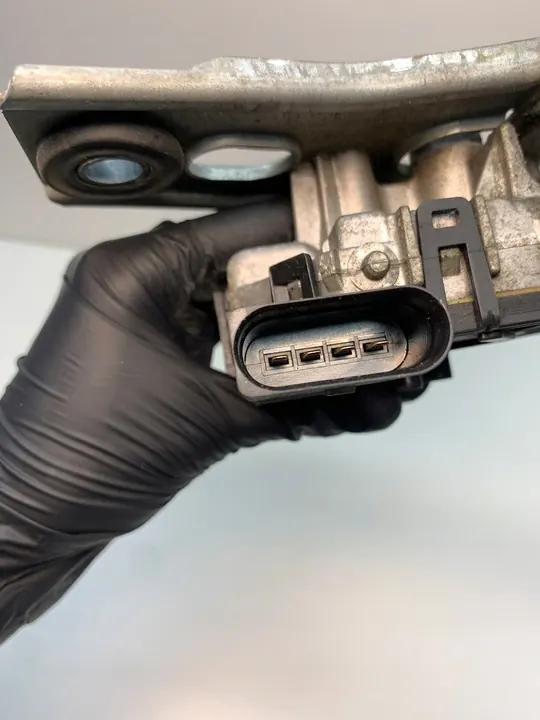 OPE ASTRA H Voorruitwissermotor 0390241538 image 3