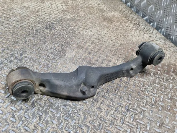 Framdiff fäste Cadillac Escalade 2007 15201933 image 7