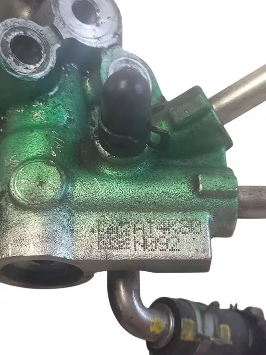 Régulateur pression carburant OEM JUT221974 Mazda CX-5 image 5