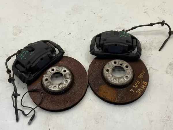 Étriers & Disques Frein Avant OEM 7846701 pour BMW image 2