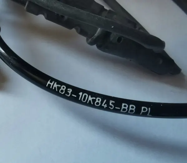 Rear Pad Wear Sensor RANGE ROVER VELAR L560 image 2