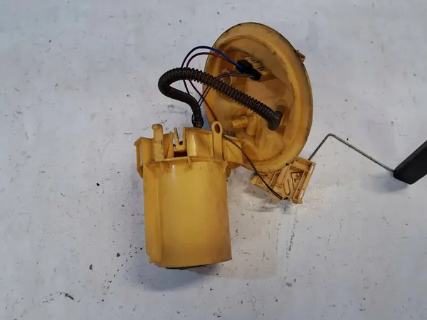 Brandstofpomp SAAB 9-3 ESTATE 1.9L diesel 2008 93190713 image 3