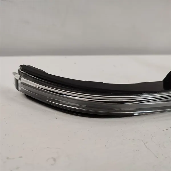 Indicador dianteiro P Peugeot 5008 3008 OE 1618048780 image 2