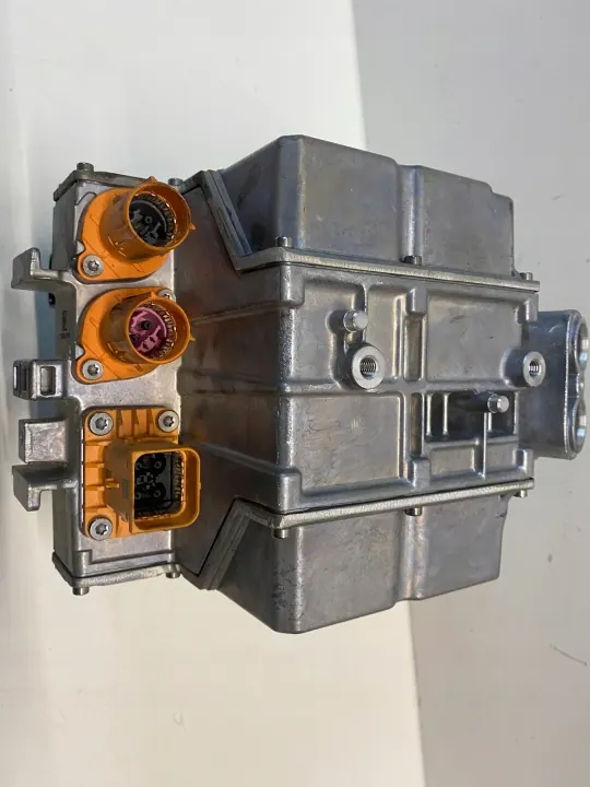 BMW Hochvolt-Batterie OEM 5A8A345, 111Ah image 4