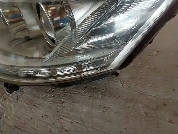 LINKER BI-XENON KOPLAMP MERCEDES S-KLASSE W221 LIFT A2218202739 image 5