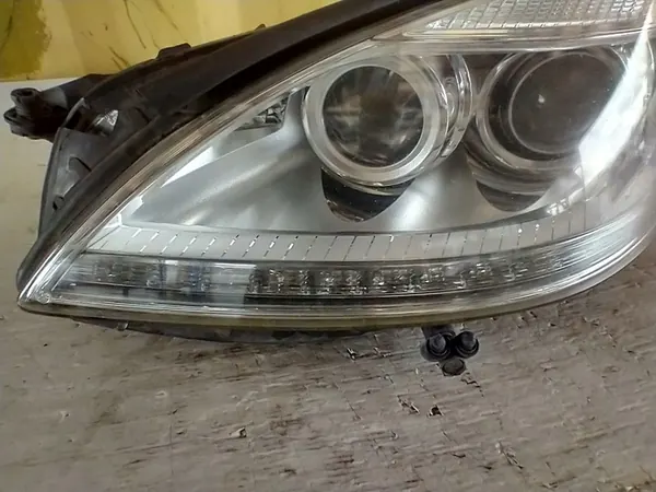 LINKER BI-XENON KOPLAMP MERCEDES S-KLASSE W221 LIFT A2218202739 image 6