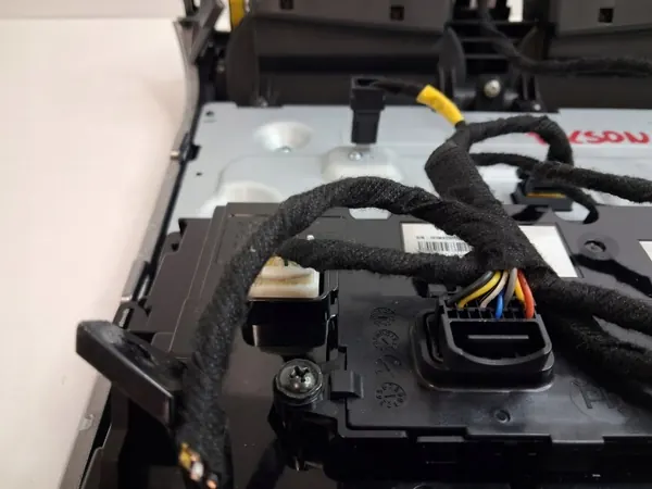 Hyundai Tucson IV Display Panel OEM 96525-CZ100 image 9