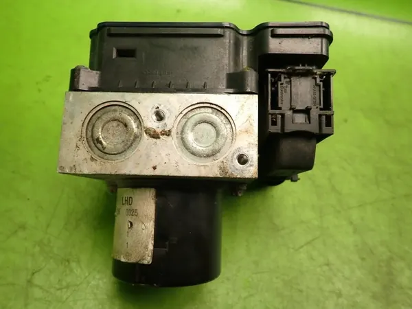 Pompe ABS OEM 13316697 16817008 pour Opel Insignia A image 7