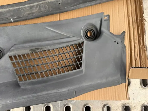 Joint de pare-brise Mercedes Vito W447 OEM A4478301801 image 4